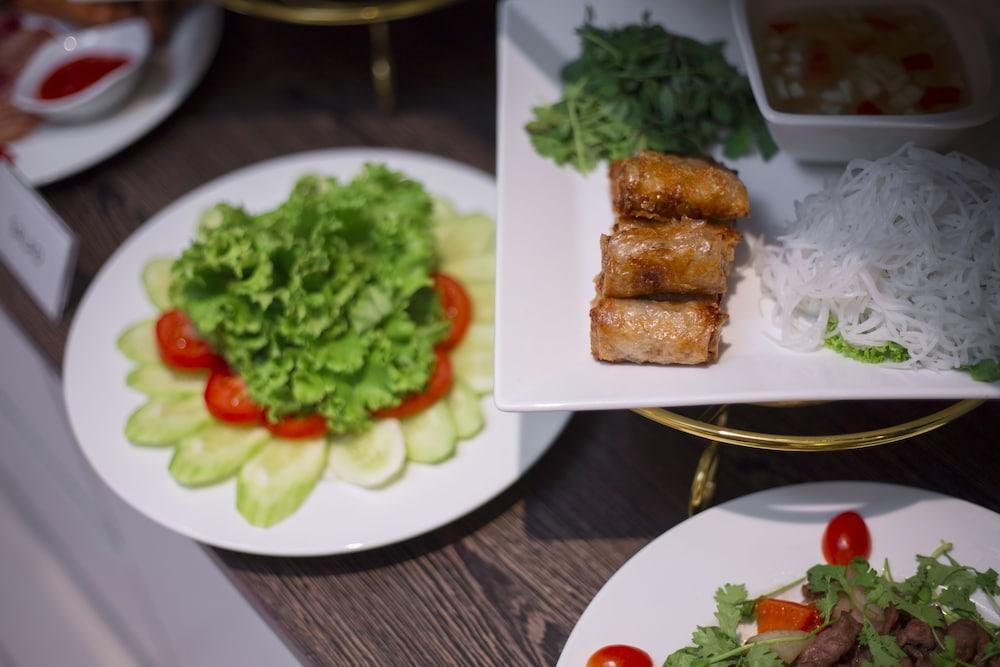 Galliot Central Hotel Hanoi Buitenkant foto
