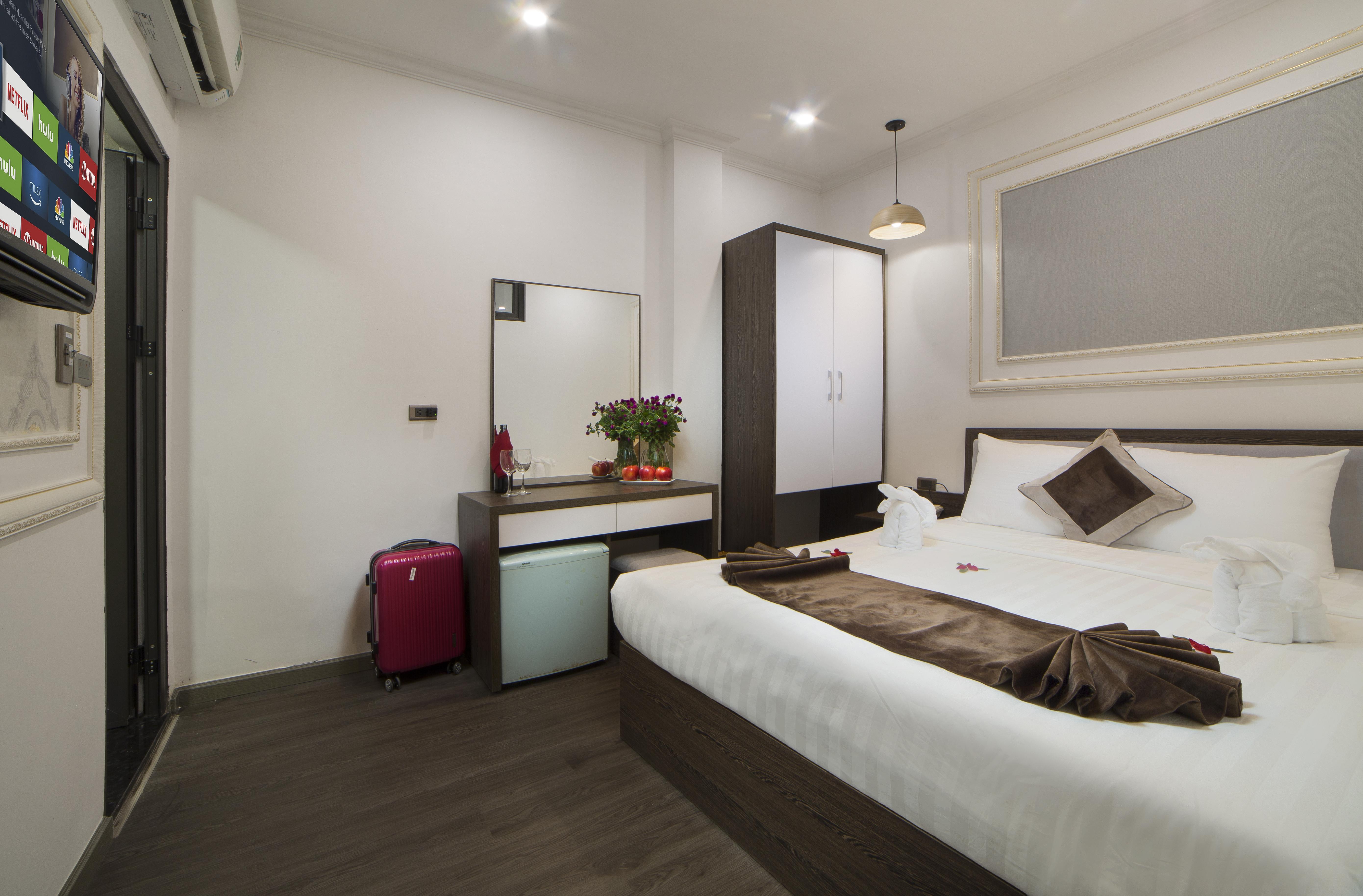 Galliot Central Hotel Hanoi Buitenkant foto