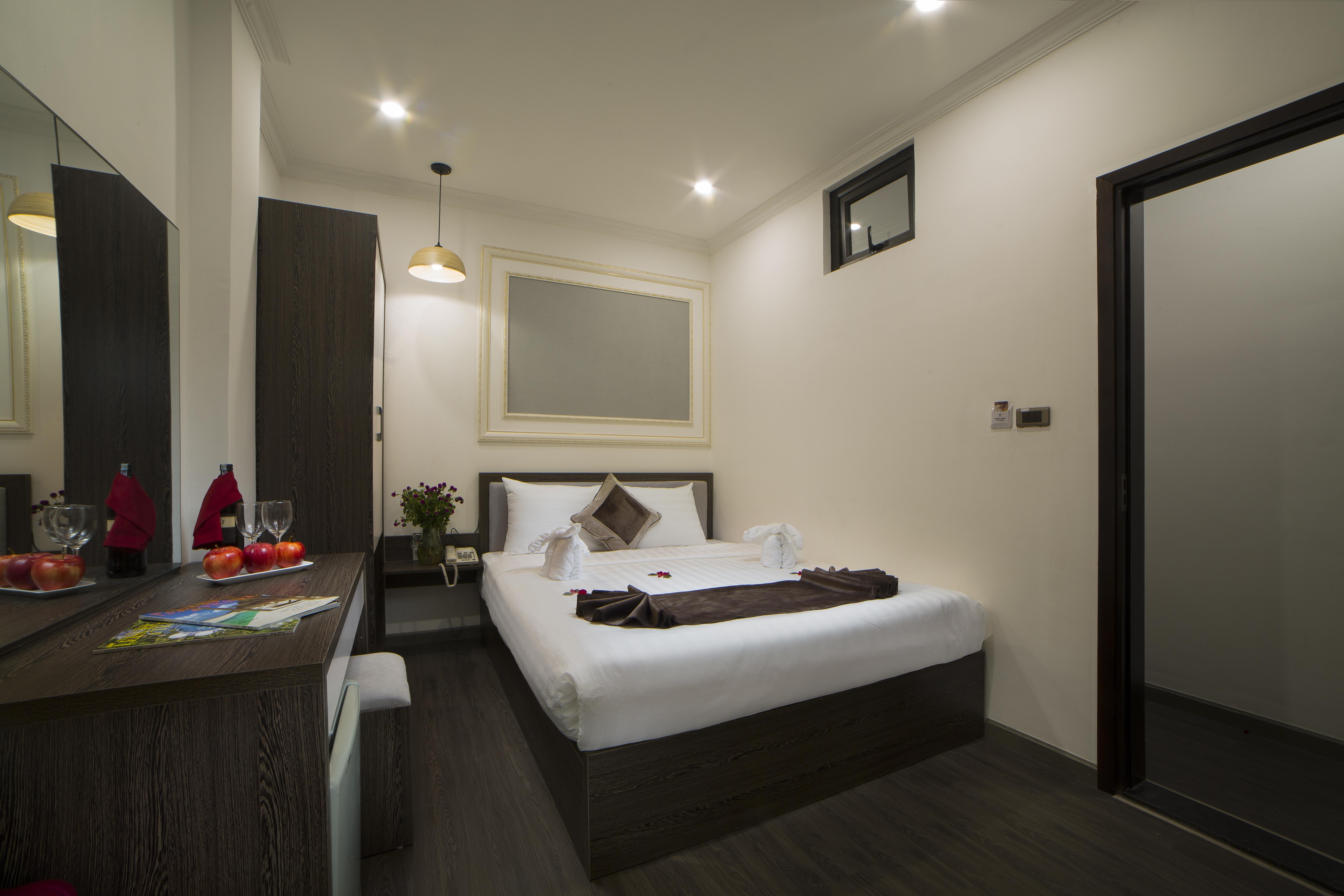 Galliot Central Hotel Hanoi Buitenkant foto