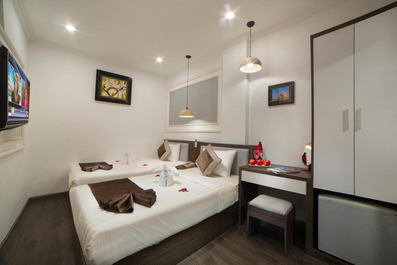 Galliot Central Hotel Hanoi Buitenkant foto